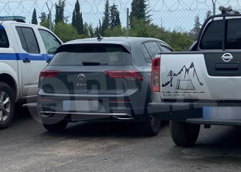 Το αυτοκίνητο του 37χρονου, μέσα στο οποίο ξέχασε το βρέφος/protothema.gr