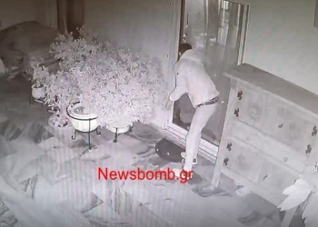 newsbomb.gr