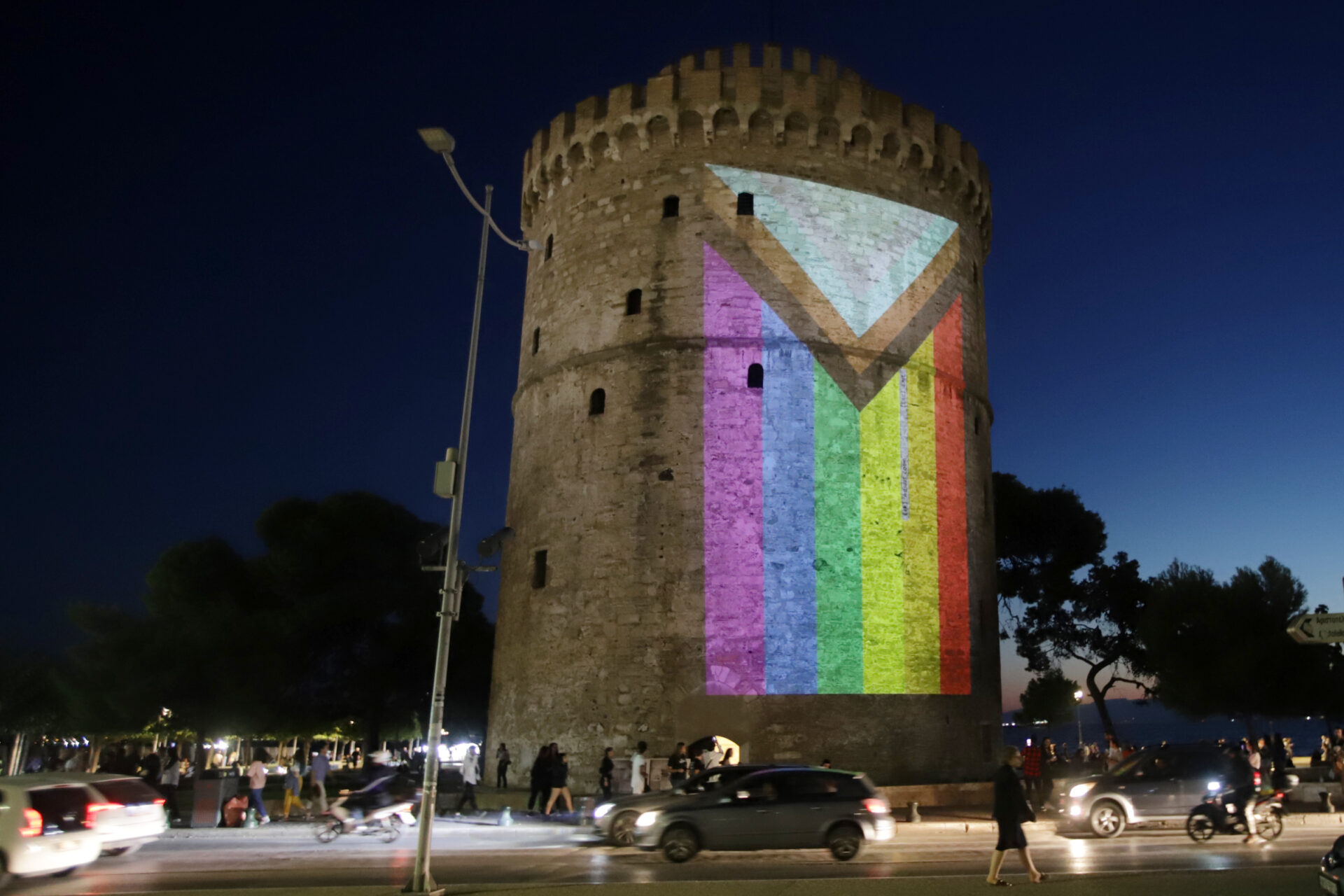 9ï THSSALONIKI PRIDE
(EUROKINISSI/ÓÙÔÇÑÇÓ ÔÑÕØÁÍÇÓ)