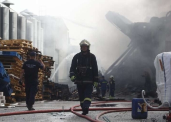 Εκρηξη και πυρκαγιά σε εργοστάσιο κατασκευής τηγανιών, στην οδό Αιγιδών στο Πανόραμα Κηφισιάς. Τετάρτη 12 Ιουνίου 2024 (ΣΩΤΗΡΗΣ ΔΗΜΗΤΡΟΠΟΥΛΟΣ / EUROKINISSI)