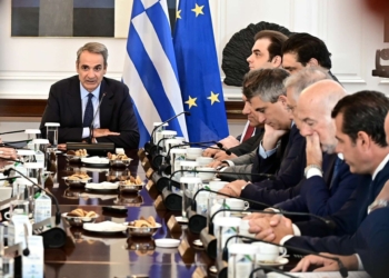 Ο Κυριάκος Μητσοτάκης στο υπουργικό συμβούλιο / Φωτ: Eurokinissi