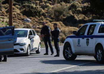 Αστυνομικοί στα Βορίζια (ΣΤΕΦΑΝΟΣ ΡΑΠΑΝΗΣ/EUROKINISSI)