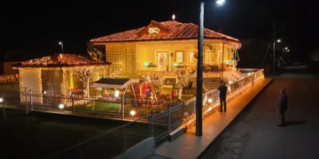 Το χριστουγεννιάτικο σπίτι στην Καρδίτσα / Glomex / Alpha