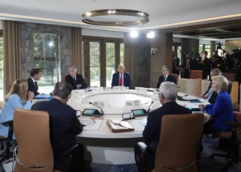 AP Photo/Mark Schiefelbein