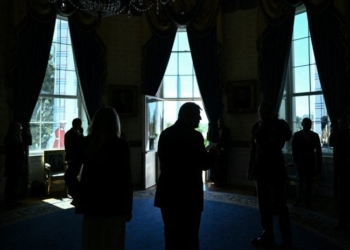 BRENDAN SMIALOWSKI/Pool via REUTERS